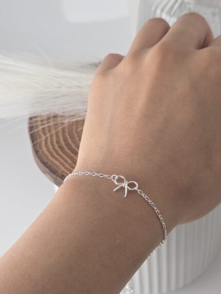Sparkling Bow Bracelet - Image 7