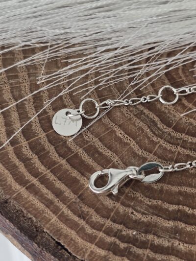 Sparkling Bow Bracelet - Image 5