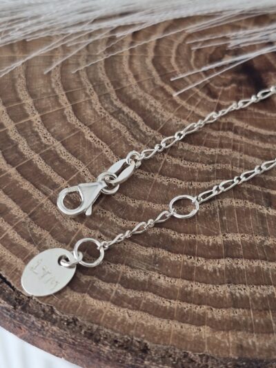 Whisper bar Bracelet - Image 6