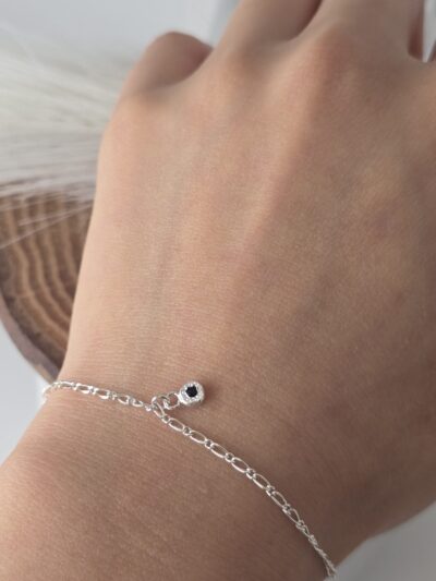 Melee sapphire Bracelet - Image 9