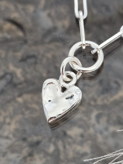 Love in Contrast Necklace - Image 4