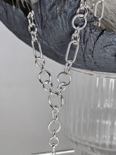 Paper clip round link necklace - Image 5