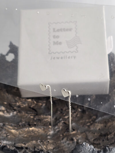 Long Pin Heart Thread Earrings - Image 3